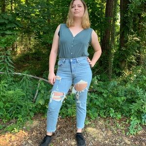 Collateral Damage High-Wasited Levi’s